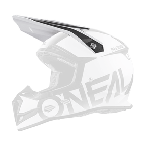 Der O'NEAL Visor 5SRS Helmet BLOCKER besticht durch ein auffälliges weiß-schwarzes Farbschema, ergänzt durch ein schlankes, aerodynamisches Design. Dieser Motocross-Helm verfügt über ein spitzes Visier, zahlreiche Belüftungspunkte und ein auffälliges „ONEAL“-Branding an der Seite. Die Innenpolsterung und der Kinnschutz sind ebenfalls sichtbar und sorgen für zusätzlichen Komfort und Schutz.