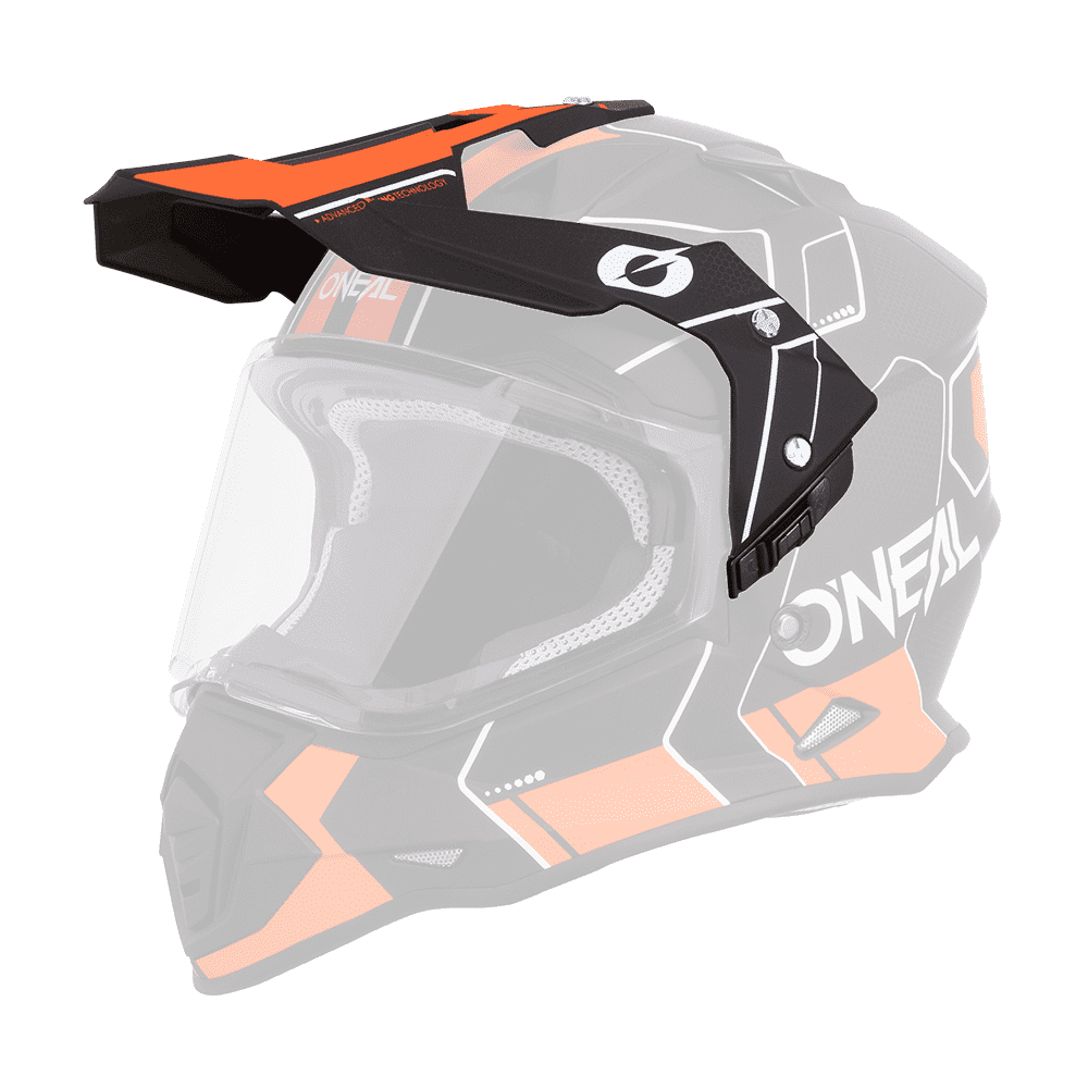 Der O'NEAL Visor SIERRA Helmet COMB von O'NEAL ist ein schwarz-orangefarbener Integralhelm für Motorradfahrer mit modernen, kantigen Designelementen. Er verfügt über ein klares Visier, Belüftungsschlitze und das „O'NEAL“-Logo an der Seite. Mit seinem aggressiven, sportlichen Erscheinungsbild ist dieser Helm ideal für den Offroad- und Motocross-Einsatz.