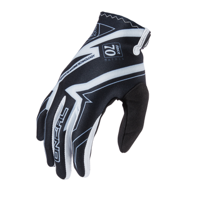 https://cdn.oneal.eu/assets/_default_upload_bucket/2016_ONeal_VAULT%20Glove%20RW%20V.16_black_white_front.png