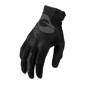 https://cdn.oneal.eu/assets/importedProductImages/GLOVES/MATRIX/STACKED/black/2020_ONeal_MATRIX_Glove_STACKED_black_front.png