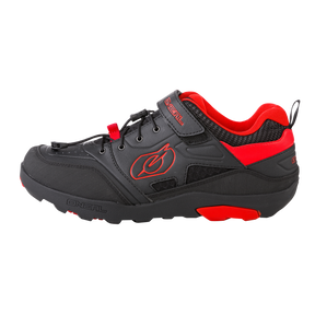 https://cdn.oneal.eu/assets/importedProductImages/FOOTWEAR/SHOES/TRAVERSE%20FLAT/black_red/2020_ONeal_TRAVERSE_FLAT_Shoe_black_red_A3.png