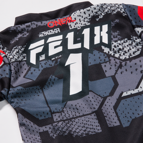 https://cdn.oneal.eu/assets/_default_upload_bucket/2022_ONeal_Custom%20Jersey_ELEMENT_CAMO_black_red.png