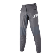 https://cdn.oneal.eu/assets/_default_upload_bucket/2022_ONeal_LEGACY%20V.22_gray_front.png