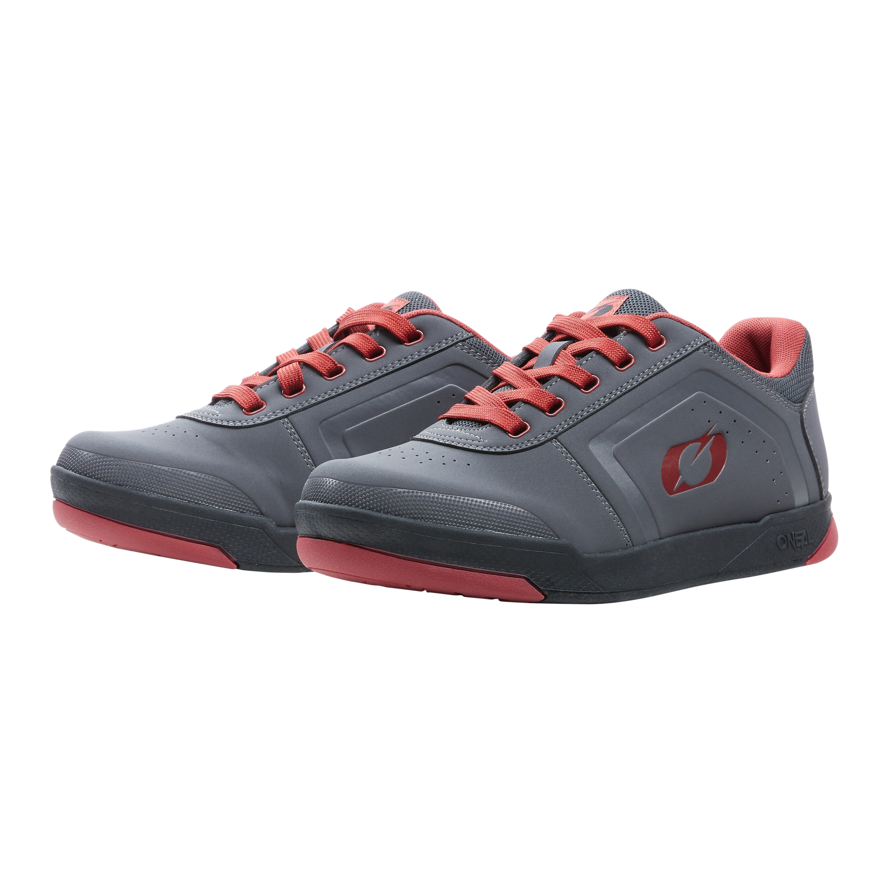 https://cdn.oneal.eu/assets/_default_upload_bucket/2022_ONeal_PINNED%20FLAT%20Pedal%20V.22_gray_red_front.png