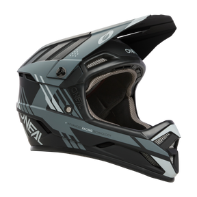 https://cdn.oneal.eu/assets/_default_upload_bucket/2023_ONeal_BACKFLIP%20Helmet%20STRIKE%20V.23_black_gray_45%20left.png