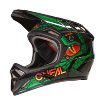 https://cdn.oneal.eu/assets/_default_upload_bucket/2023_ONeal_BACKFLIP%20Helmet%20VIPER%20V.23_black_green_45%20right.png