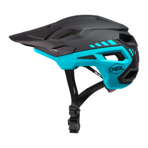 https://cdn.oneal.eu/assets/_default_upload_bucket/2023_ONeal_Trailfinder%20Helmet%20Split%20V.23_black_teal_left.png