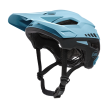 https://cdn.oneal.eu/assets/_default_upload_bucket/2023_ONeal_Trailfinder%20Helmet%20Split%20V.23_ice%20blue_black_front.png