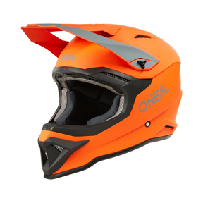 https://cdn.oneal.eu/assets/_default_upload_bucket/2024_ONeal_1SRS%20Helmet%20SOLID%20V.24_orange_45%20front_left.png