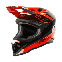 https://cdn.oneal.eu/assets/_default_upload_bucket/2024_ONeal_1SRS%20Youth%20Helmet%20STREAM%20V.24_black_red_45%20front_left.png