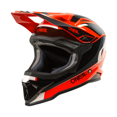 https://cdn.oneal.eu/assets/_default_upload_bucket/2024_ONeal_1SRS%20Youth%20Helmet%20STREAM%20V.24_black_red_45%20front_left.png