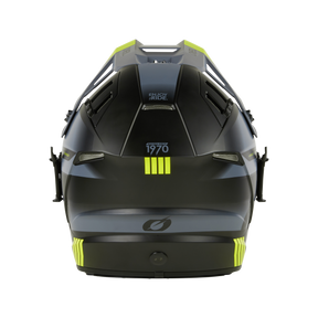 https://cdn.oneal.eu/assets/_default_upload_bucket/2024_ONeal_EX-SRS%20Helmet%20HITCH%20V.24_black_gray_neon%20yellow_back_1.png