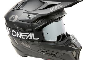 https://cdn.oneal.eu/assets/_default_upload_bucket/2024_ONeal_EX-SRS%20Helmet_Detail_11a_5.png