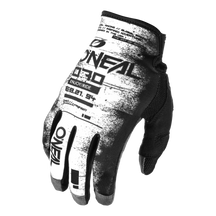 https://cdn.oneal.eu/assets/_default_upload_bucket/2024_ONeal_MAYHEM%20Glove%20SCARZ%20V.24_black_white_front.png