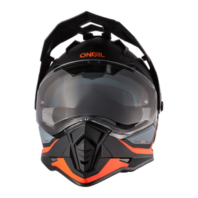 https://cdn.oneal.eu/assets/_default_upload_bucket/2024_ONeal_SIERRA%20Helmet%20R%20V.24_orange_black_gray_front%20closed_1.png