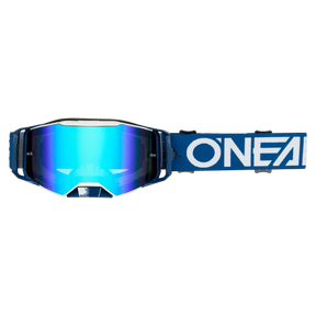 O'NEAL B-55 Goggle CRAM mit blau-weißer Motorradbrille mit reflektierender Linse und einem Riemen mit dem Markennamen „ONEAL“.