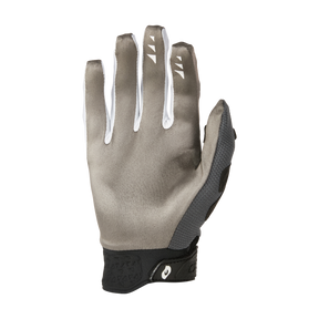 https://cdn.oneal.eu/assets/_default_upload_bucket/2025_ONeal_REVOLUTION%20Glove%20V.25_black_back.png