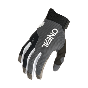 https://cdn.oneal.eu/assets/_default_upload_bucket/2025_ONeal_REVOLUTION%20Glove%20V.25_black_front.png