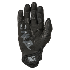 Abgebildet ist der O'NEAL SGX Glove, ein schwarzer Motorradhandschuh. Auf der Rückseite des Handschuhs befindet sich ein reflektierender Schriftzug mit der Aufschrift „ENJOY THE RIDE“. Er verfügt über eine schützende Knöchelpolsterung und eine atmungsaktive Mesh-Manschette für mehr Komfort.